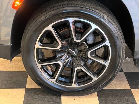 Used 2022 Chevrolet Tahoe RST w/ Luxury Package image 54