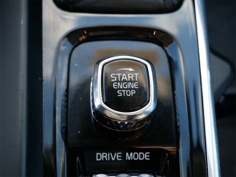 Used 2019 Volvo S60 T6 Momentum w/ Premium Package image 20