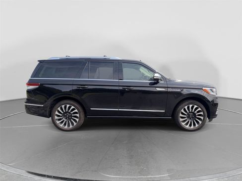 Used 2024 Lincoln Navigator Black Label AWD/4WD image 6