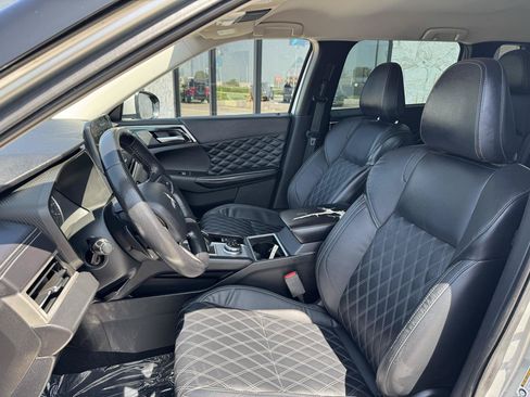 Used 2022 Mitsubishi Outlander SEL AWD/4WD image 2