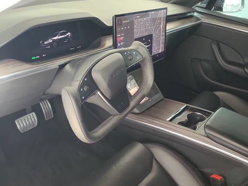 Used 2022 Tesla Model S AWD/4WD image 5