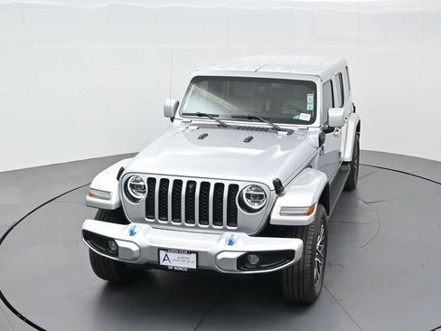 Used 2022 Jeep Wrangler Unlimited Sahara image 58