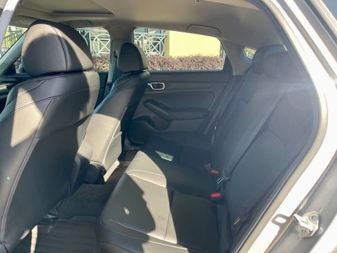 Used 2025 Acura Integra image 11