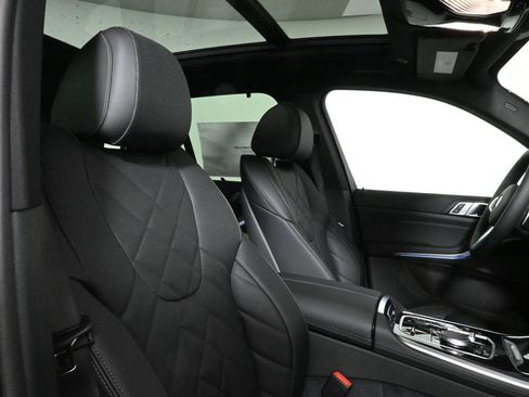 Used 2026 BMW X5 xDrive50e w/ M Sport Package image 36