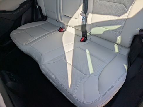 Certified 2025 Ford Mustang Mach-E Premium image 30