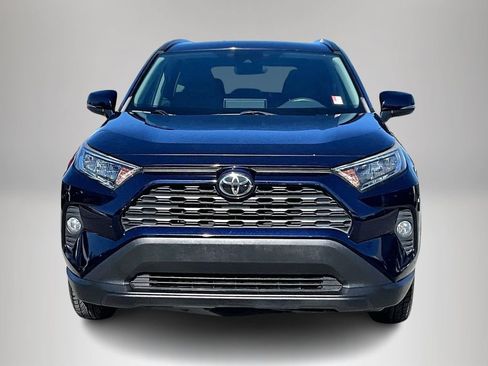 Used 2019 Toyota RAV4 XLE w/ Convenience Package image 3
