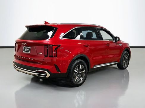 Used 2022 Kia Sorento S FWD image 7