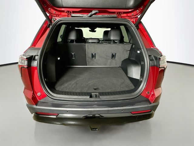 Used 2025 Chevrolet Equinox RS w/ Safety and Technology Package AWD/4WD image 32