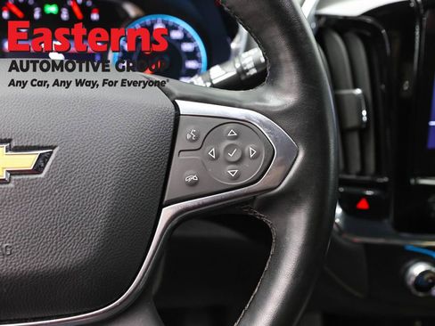 Used 2023 Chevrolet Traverse LT AWD/4WD image 16
