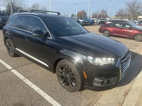 Used 2017 Audi Q7 3.0T Prestige image 3