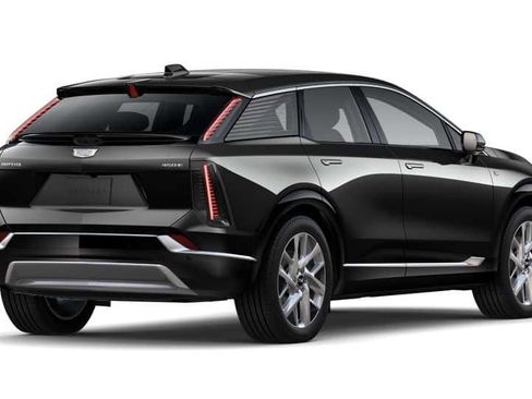 New 2026 Cadillac Optiq Luxury 1 image 31