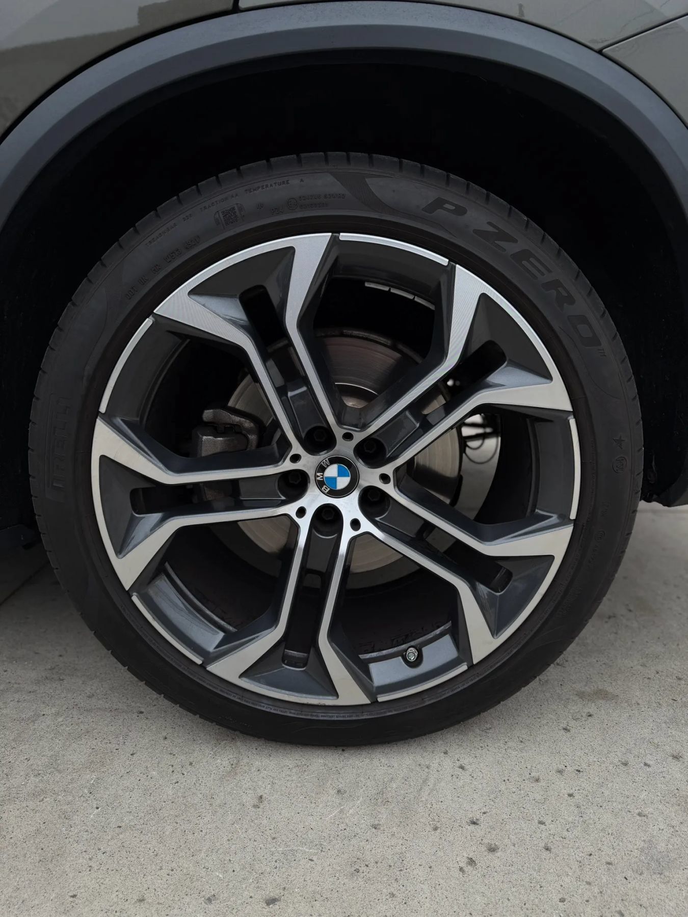 Used 2022 BMW X5 xDrive40i AWD/4WD image 13