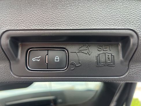 Used 2025 Ford Explorer Platinum w/ LUX Leather Package image 46