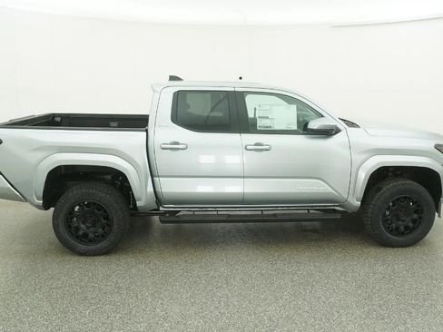 New 2026 Toyota Tacoma SR5 RWD image 3