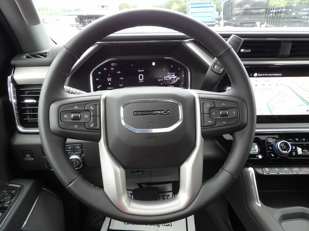 Used 2025 GMC Sierra 3500 Denali w/ Denali Reserve Package AWD/4WD image 21
