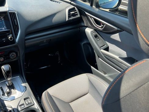 Used 2019 Subaru Crosstrek 2.0i Premium w/ Moonroof Package AWD/4WD image 17