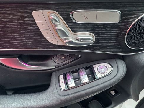 Certified 2022 Mercedes-Benz GLC 300 4MATIC image 4