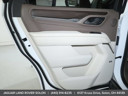 Used 2021 GMC Yukon Denali w/ Denali Premium Package AWD/4WD image 35