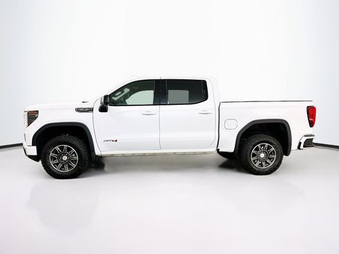 Used 2025 GMC Sierra 1500 AT4 image 4