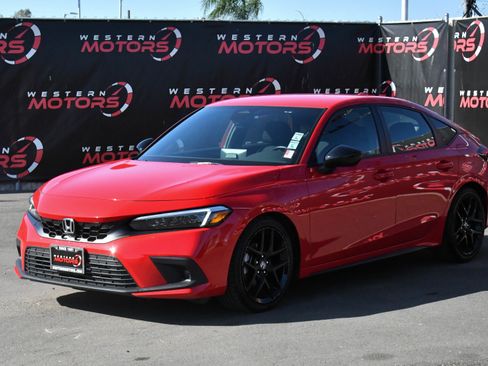 Used 2024 Honda Civic Sport image 3