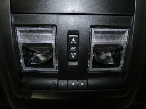 Used 2023 Dodge Challenger SRT Hellcat image 16