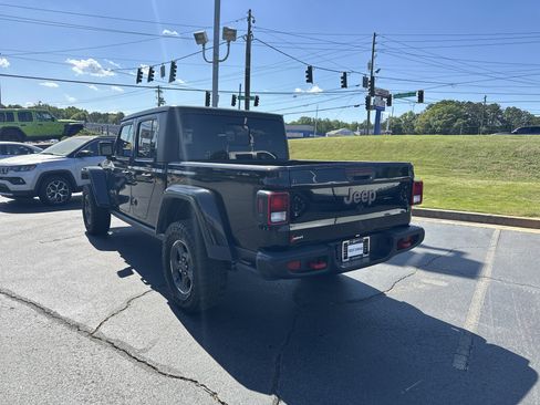 Used 2022 Jeep Gladiator Rubicon AWD/4WD image 7