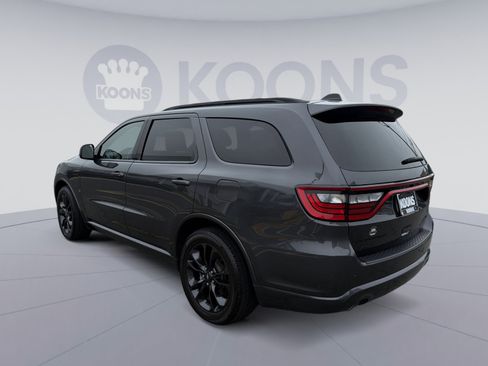 Used 2024 Dodge Durango R/T w/ Blacktop Package AWD/4WD image 4