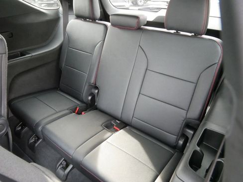 Certified 2025 Chevrolet Traverse RS w/ LPO, Floor Liner Package image 22