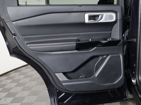 Used 2022 Ford Explorer ST w/ Equipment Group 401A image 14