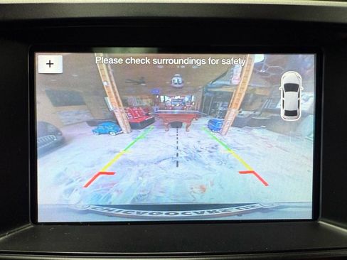 Used 2017 Ford Explorer XLT w/ Equipment Group 201A FWD image 21