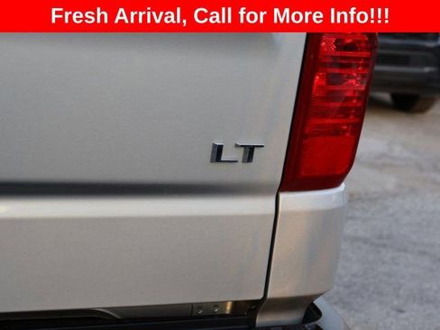 Used 2022 Chevrolet Silverado 1500 LT w/ Z71 Off-Road Package image 18