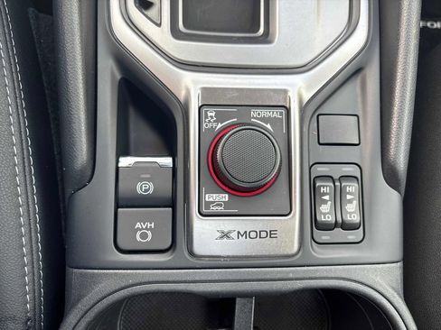 Used 2023 Subaru Forester Premium image 30