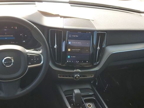 Certified 2024 Volvo XC60 B5 Core image 20