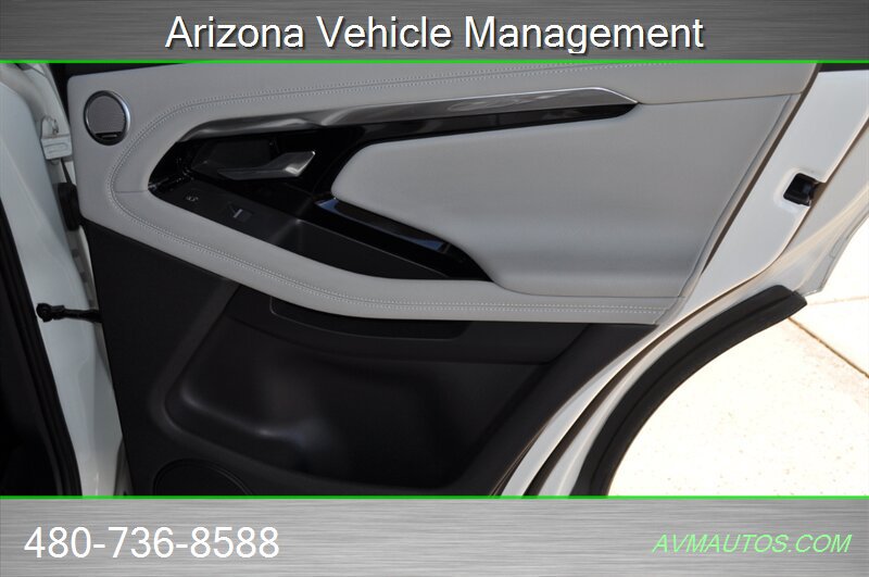 Used 2020 Land Rover Range Rover Evoque R-Dynamic SE AWD/4WD image 24