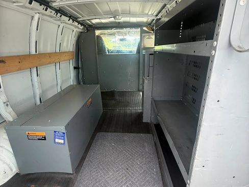Used 2013 Chevrolet Express 2500 w/ Cold Climate Package RWD image 9