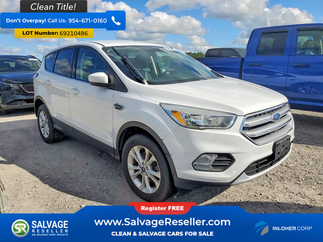 Used 2017 Ford Escape SE w/ SE Cold Weather Package AWD/4WD image 5
