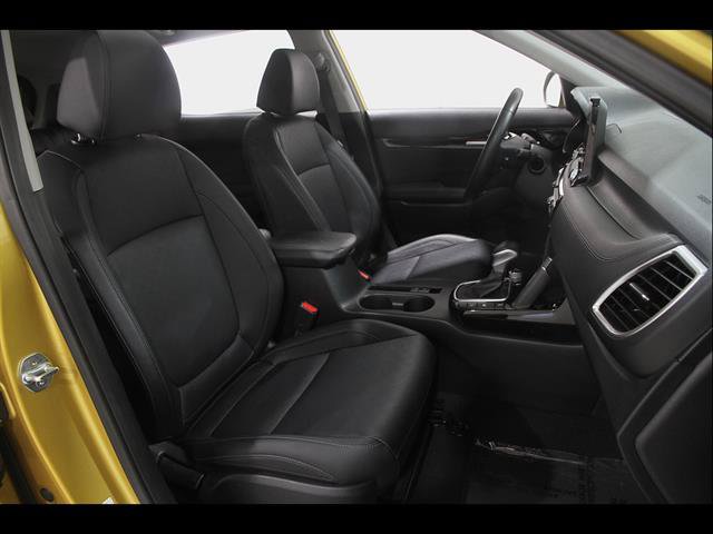 Used 2023 Kia Seltos SX w/ SX Sunroof Package AWD/4WD image 18