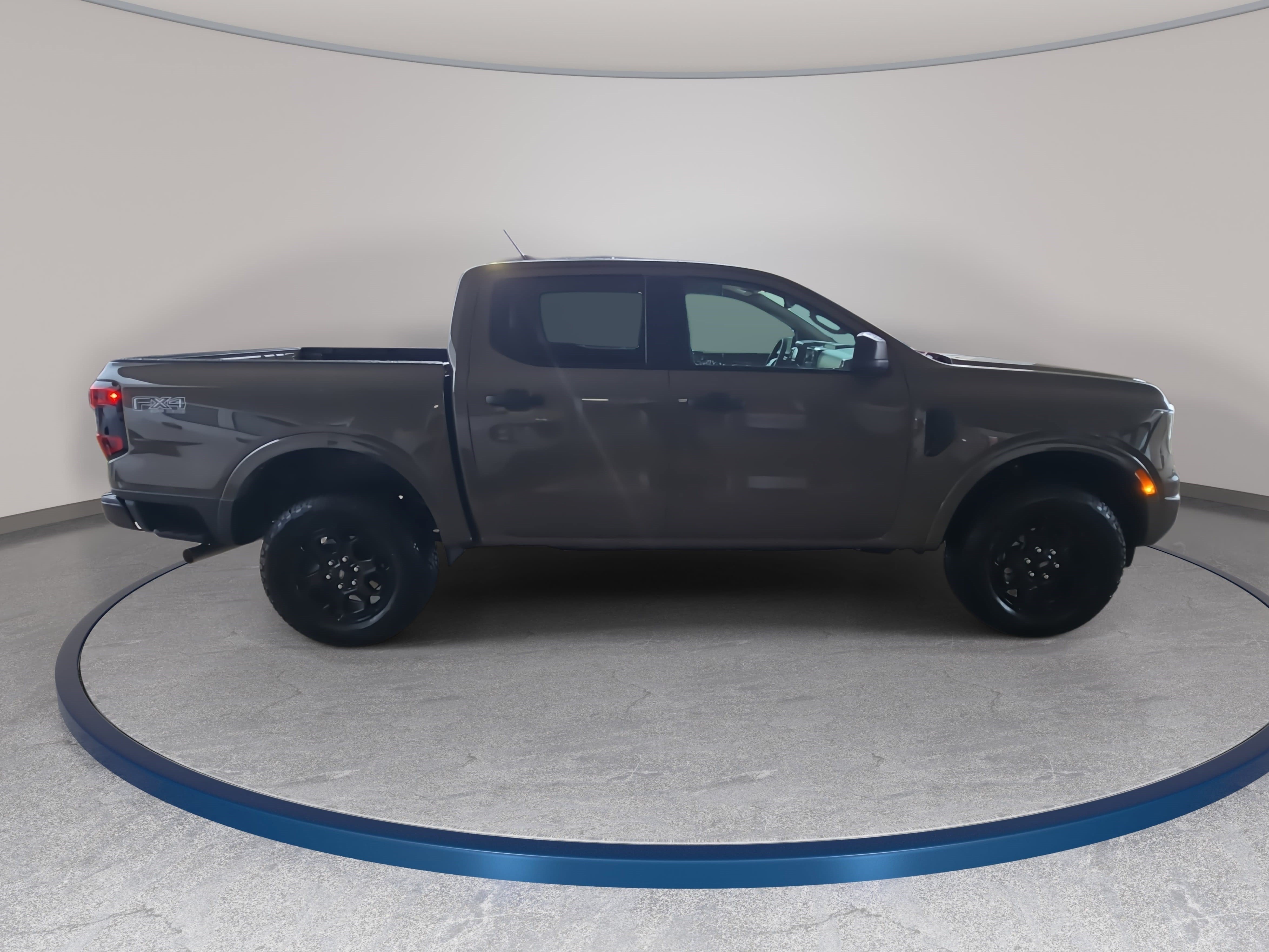 New 2026 Ford Ranger XLT w/ Equipment Group 301A High AWD/4WD image 4