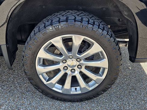 Certified 2021 Chevrolet Silverado 1500 High Country w/ Technology Package AWD/4WD image 25