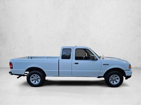Used 2011 Ford Ranger XLT image 4