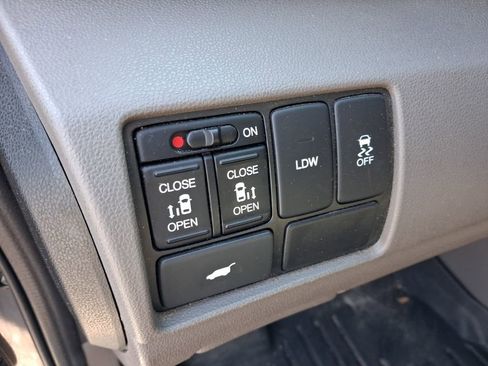 Used 2014 Honda Odyssey EX-L image 23