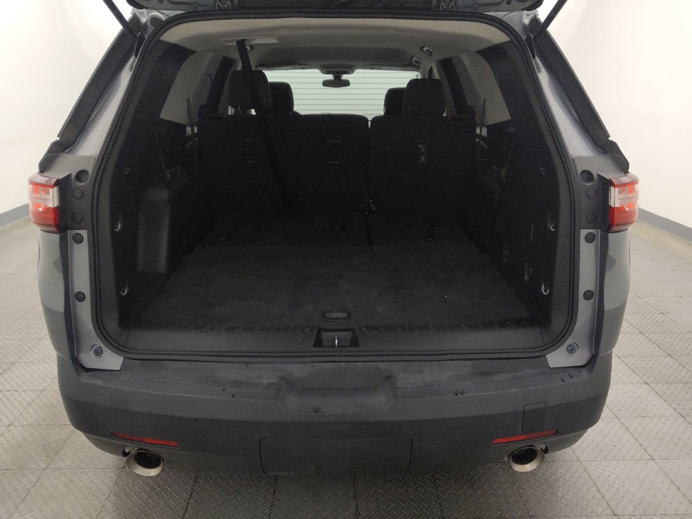 Used 2020 Chevrolet Traverse LS FWD image 29
