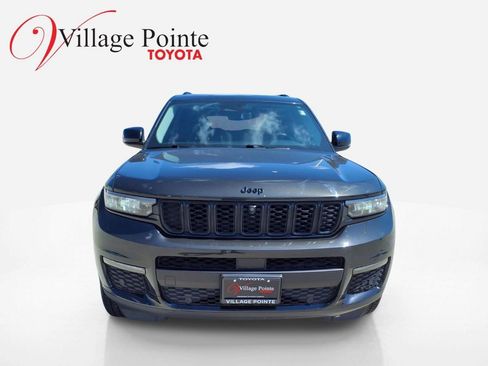 Used 2022 Jeep Grand Cherokee L Limited w/ Luxury Tech Group II AWD/4WD image 10