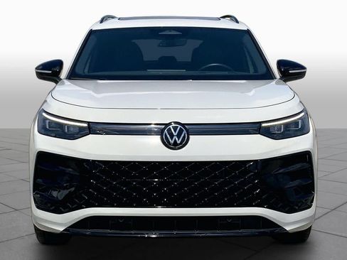 Used 2026 Volkswagen Tiguan SE R-Line FWD image 4