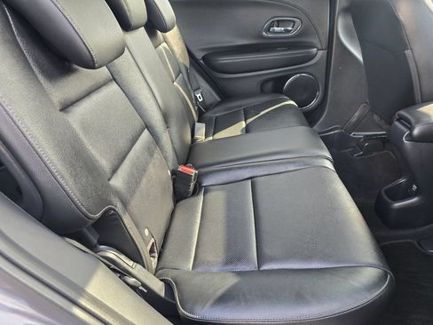 Used 2022 Honda HR-V EX-L image 14