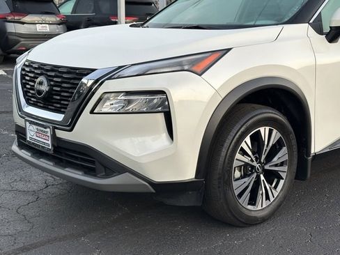 Certified 2023 Nissan Rogue SV image 8