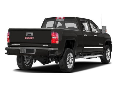 Used 2016 GMC Sierra 2500 Denali w/ Duramax Plus Package image 5
