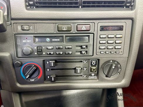 Used 1988 BMW M3 Coupe RWD image 17