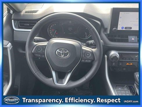 Used 2025 Toyota RAV4 XLE w/ Convenience Package image 14