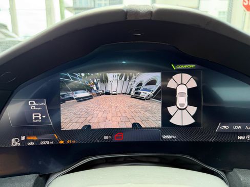 Used 2022 Ferrari Roma RWD image 36